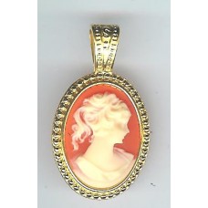 18 x 25 cameo and setting in gold